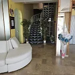 Rosa Hotel