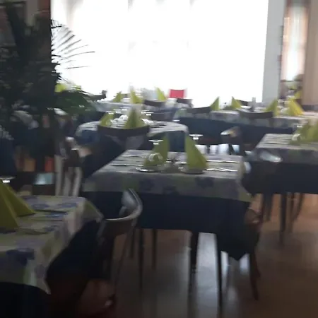 Rosa Hotel 3*